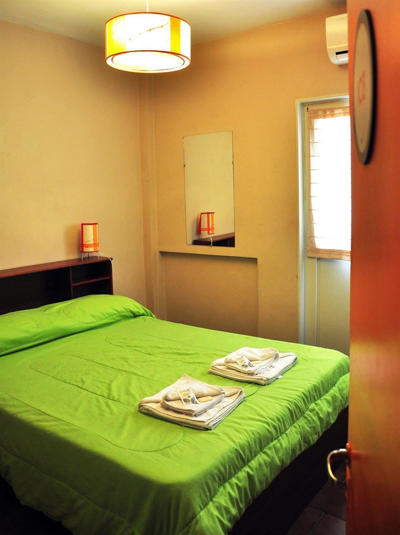 Hostel Suites Mendoza Exterior photo